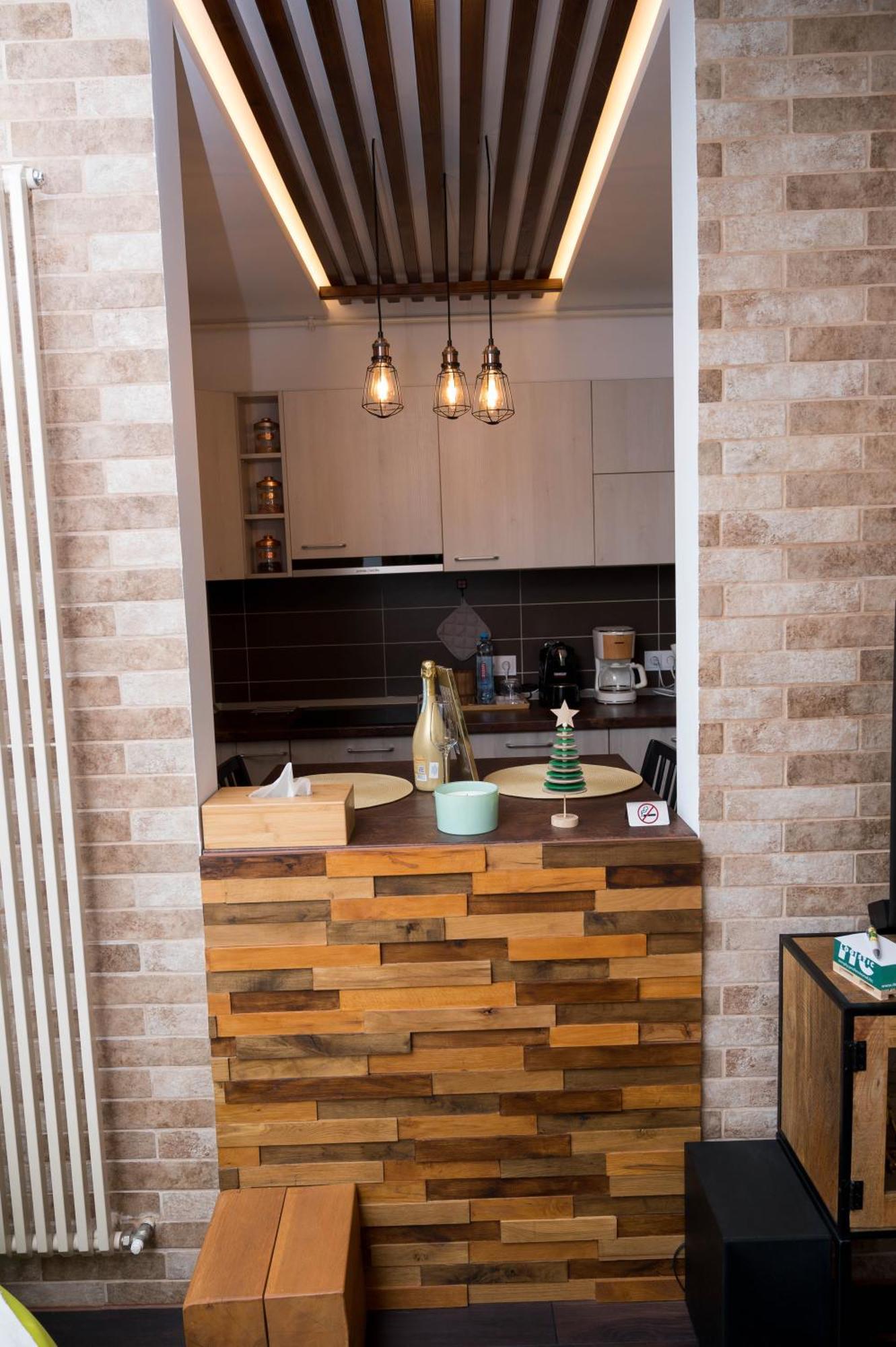 Wooden Touch Studio Braşov Extérieur photo